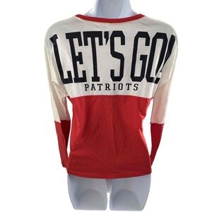 NFL Team Apparel Red White Long Sleeve Patriots Logo Crew Neck Sports‎ Top 12/14
